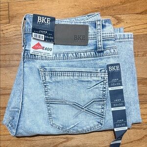 BKE Men's Sky Blue Relaxed Jeans